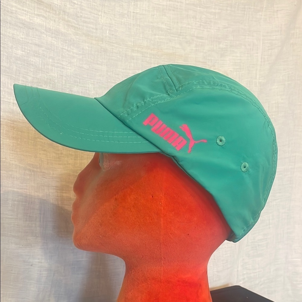 Puma ladies Green Cap with Pink Logo and Velcro back
